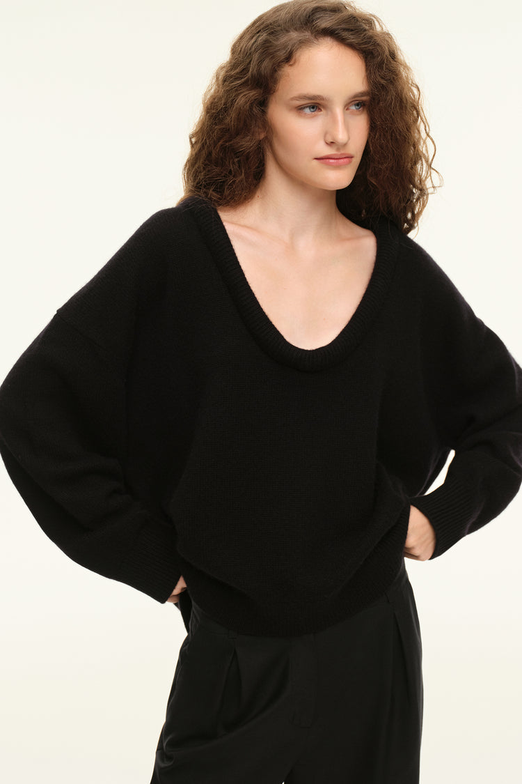 Sweater with neckline ((Smart and Sexy)), black