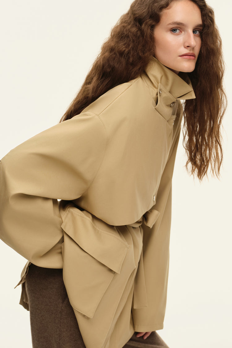 Cropped trench coat (((The Love Letter))), beige