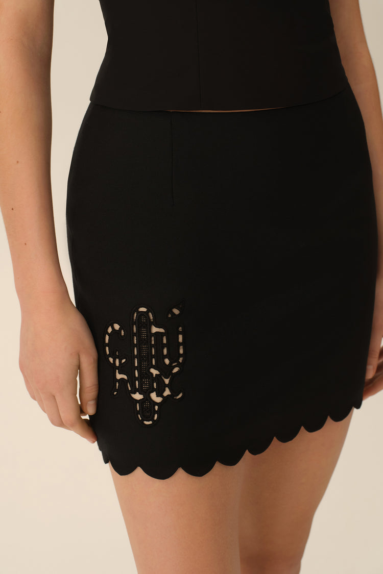 Skirt with richelieu (Romantic CEO), black