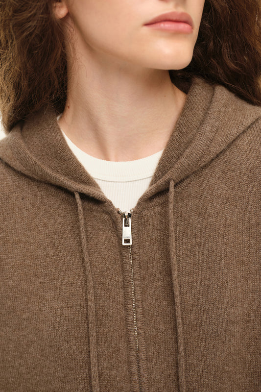 Cashmere hoodie ((Nothing Extra)), brown