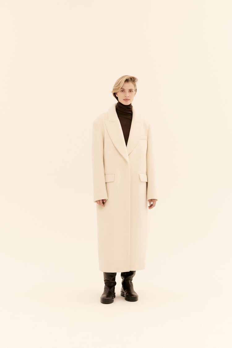 (((Classy))) oversized coat, milky white
