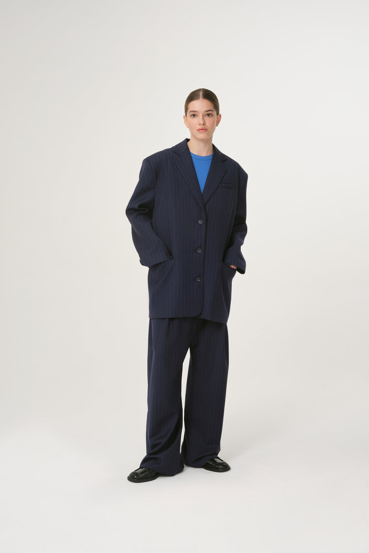 Loose jacket ((Business chick)), dark blue